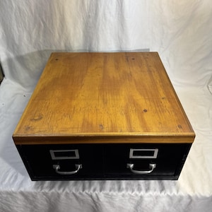 Archivador de fichas de metal con dos cajones de Shaw Walker, estilo antiguo, 48,26 x 46,56 x 20,32 cm