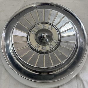 B1957 57 Ford Fairlane Thunderbird Tapa de cubo de rueda Tapa central Vintage