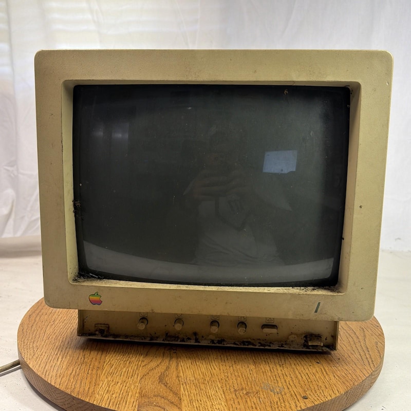 Vintage Apple Monitor - Etsy