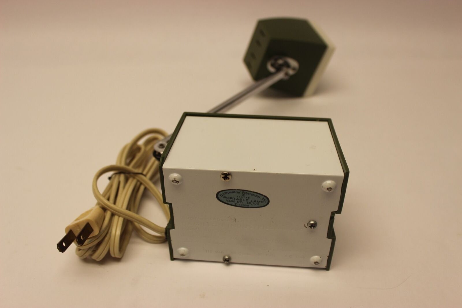 Vintage Underwriters Laboratories Inc Listed Portable Lamp Etsy