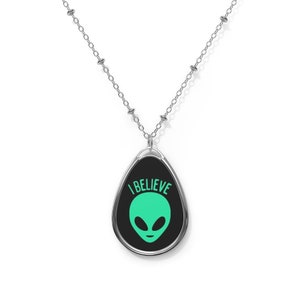 I Believe Alien Face Oval Necklace
