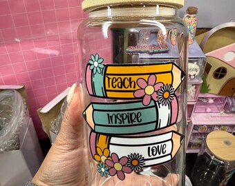 Teacher Appreciation Glass Tumbler: "Teach Inspire Love" Design, Bamboo Lid.