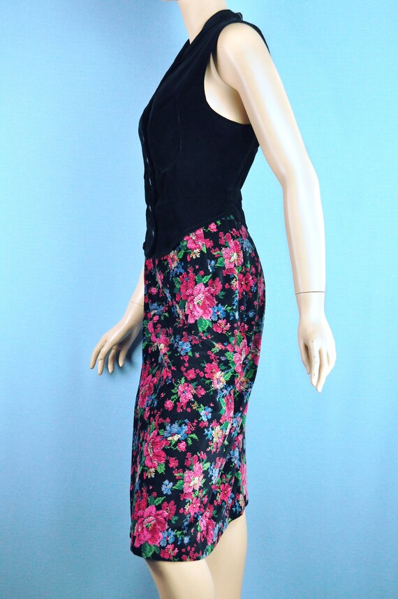 Vintage 70s VELVET ROSES Floral Cottagecore Skirt… - image 3