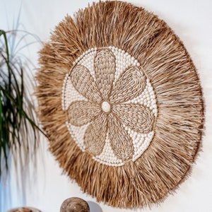 Bali Juju Hat Wall Decoration Wall Raffia and Shells Handmade Bali Decor Wall Boho Wall Hanging Tropical Wall Decor Beach Decor Juju 60 cm
