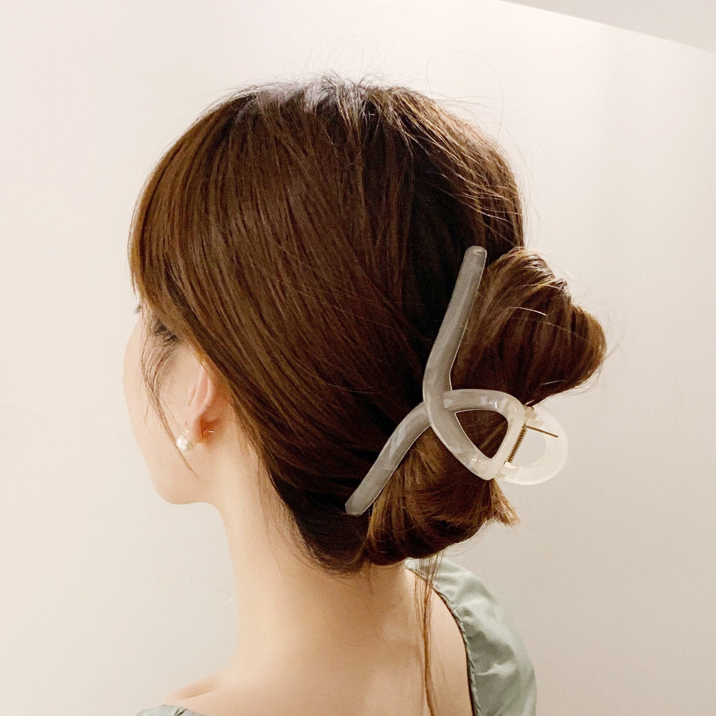 Korean 2024 hair claw