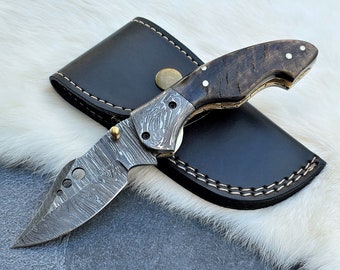 Damascus zakmes, handvat ramhoorn, lasergegraveerd mes cadeau, handgemaakt zakmes, jubileumcadeau, cadeau voor hem