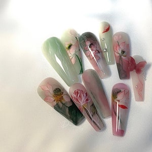 Lotus in June-Traditional Hand-painted watercolor lotus elegant antique pearl nails butterfly decor matt pink ombre press on nails-Dorisnail