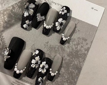 Klassieke Zwart & Wit Parel Elegante Nagel Franse stijl Flower Press op nagel-Dorisnail