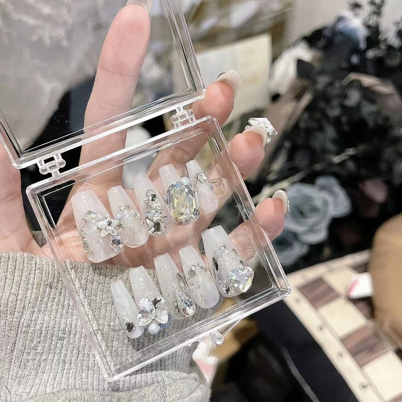White butterfly-White diamond butterfly Rhinestone Glitter pearls
