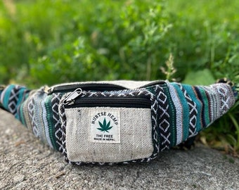 Compact and Stylish Hemp Fanny Pack with Adjustable Waist Belt - Suitable for All Ages and Genders