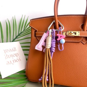 Dijes de bolso con cuerda con letras personalizadas, dije de bolso elegante, accesorios de llavero de bolso con dije de cuerda Y2k Purese, dije de bolso y cartera, regalo para ella, decoración de bolso