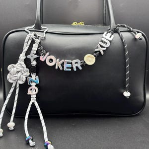 Tendências 2025 Pingentes de bolsa de corda, pingente de nome personalizado, Pingente de bolsa estiloso, Acessórios de chaveiro de bolsa de pingente de corda Y2k Purese, pingente de monograma