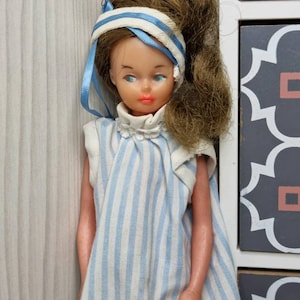 Tressy and Friends doll Vintage Rare Little Tressy Growing hair in Nightgown with Teddy bear