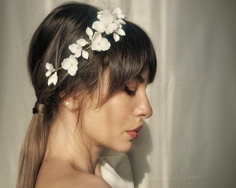 Clay Flowers Bridal Hair Vine, Pearl hair vine, Bridal Headpiece, Hair Vine, Wedding Hair Vine, Wedding Hair Piece, hair flower chains