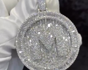 Maßgeschneiderte Iced Out Hip Hop Anhänger | Moissanit Baguette Anhänger | 925er Silber/10K Gold | Bestehen Sie Diamant-Test | Solide Rückseite | Super eisiger Charm