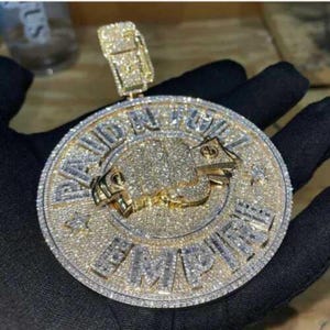 8Ct Round Cut Moissanite Diamond Men&#39;s Customized Word Pendant 10K Yellow Gold, Fully Iced Out Men&#39;s Hip-hop Pendant