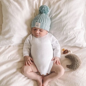 Knit baby romper & beanie - newborn set - knit baby outfit - newborn gift - newborn coming home outfit - cozy baby outfit