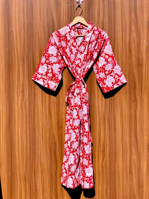 red floral kimono dress ZARA NEW PRINTED KIMONO STYLE DRESS WITH BELT RED FLORAL ** Fits XS - M