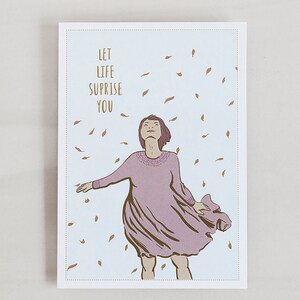 Postkarte "let life suprise you" zur Inspiration und einfach nur so, für Umzug, Abschluss und Jobwechsel, gold