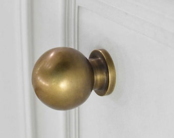 Antique Brass Cabinet Hardware – Aged Brass Cabinet Knob, Vintage Brass Door Knob, Round Ball Knob for Cabinets and Drawers