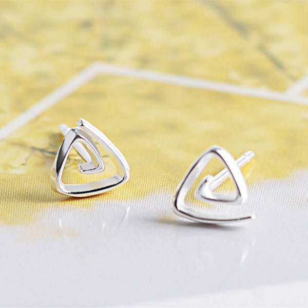 Sterling Silver Mini Greek Triangular Triangle Pyramid Spiral Stud Earrings