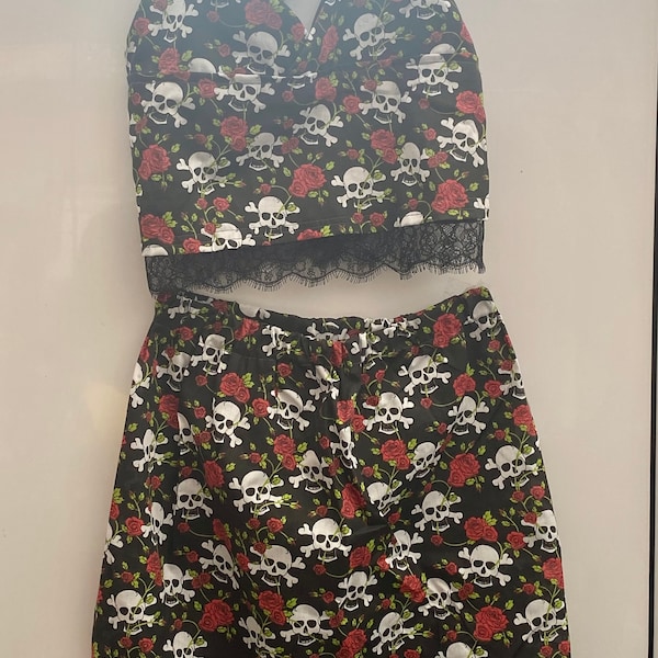 Skull and roses TOP ONLY