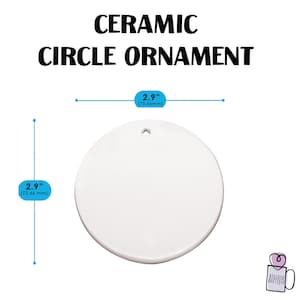 Pu&ograve; includere: Ornamento circolare in ceramica bianca, diametro 7,36 cm.