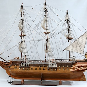 USS Constitution 91cm Handcrafted Wooden Model ship Boat - Fully assembled model ships - Wooden Ship Model - Great gift house decoration