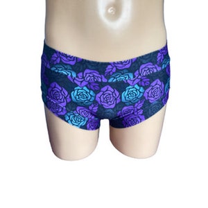 non binary, m2f knickers, tucking, not tucking,cross dressing, polybinary, transfemme, transfemale,m2f, roses