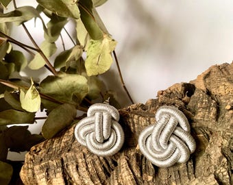 Handmade Trancoso Earrings: Versatile Contemporary Style