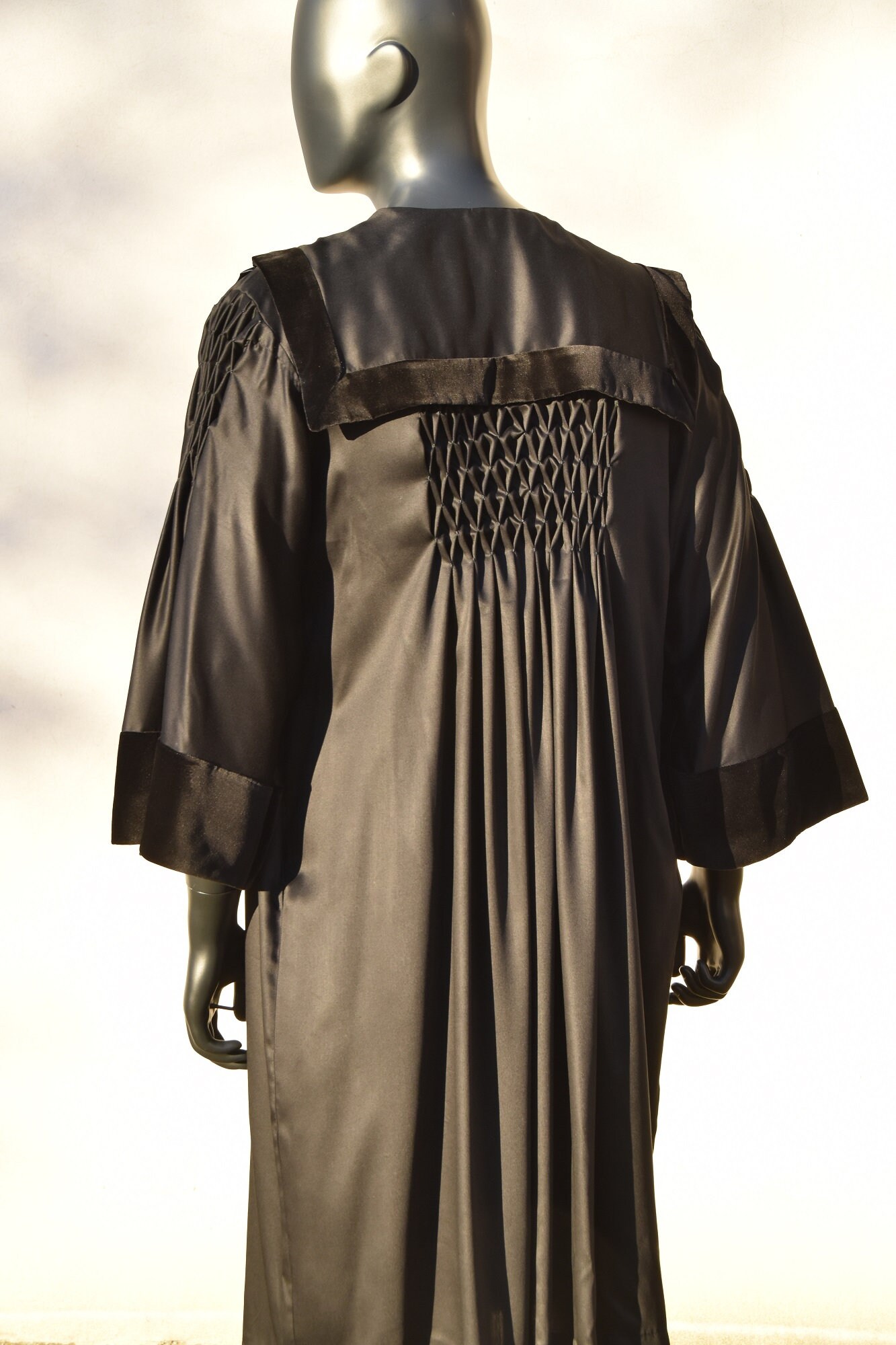 Lawyer Robe Smock Made in Italy. Dress Code for Lawyers. Dress for ...