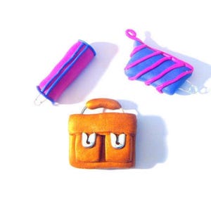 Miniatures de maison de poupée sur le thème de l'école x 3 faites main en pâte polymère The Sausage Crafts