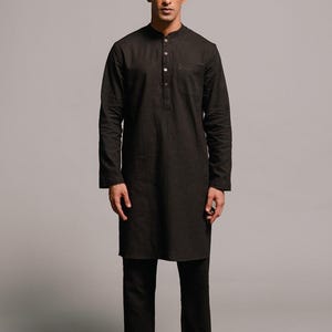 Men&#39;s Black Linen Kurta Pajama Set: Custom Ethnic Clothing