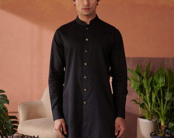 Kurta de algodón negra hasta el muslo para hombre: Top tradicional indio bordado