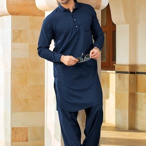 Blue Navy Men&#39;s Kurta Pajama Set: Indian Pakistani Shalwar Kameez