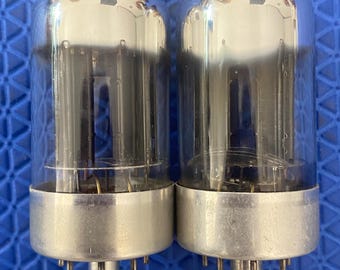 Par combinado de válvulas de vacío Sylvania 7N7, pruebas NOS