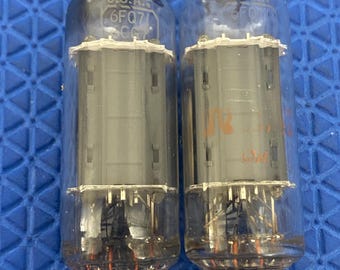 Par combinado de válvulas de vacío RCA 6FQ7/6CG7 NOS NIB