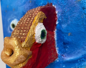 I Sea You I & II (Diptych 3D) - acrylic and papier mâché surrealist painting of a fish- 30 x 24 cm (2)