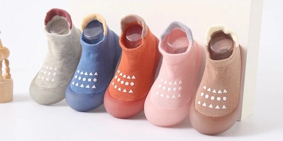 Soft sole shoes for new deals walkers