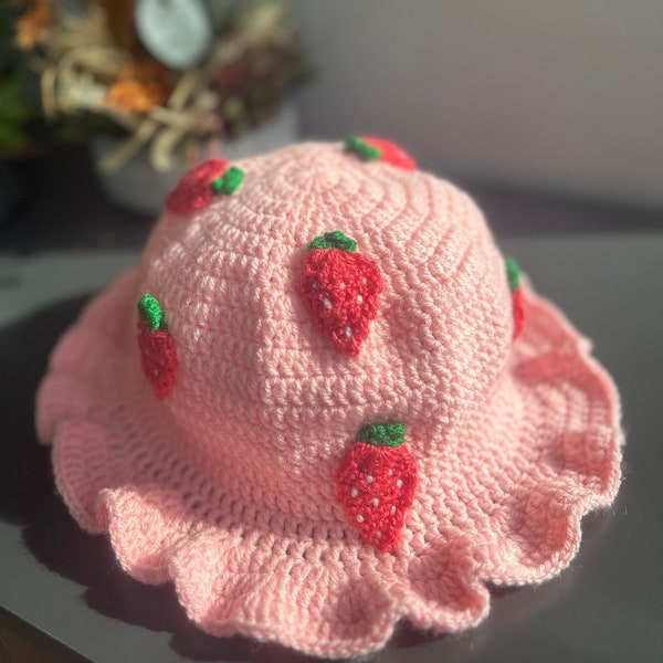Erdbeer Bucket Hat 2| Süße Frucht häkeln handgemachte Mütze