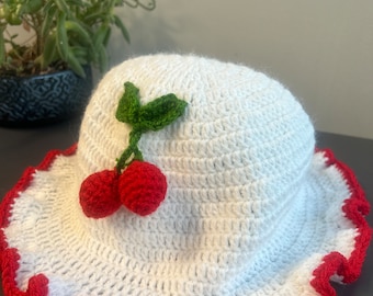 Chapeau de seau cerise | Chapeau fait main mignon de crochet de fruit