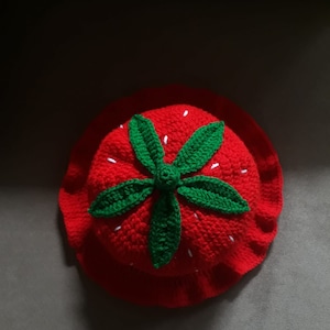 Bob à motif fraise NOUVEAU MODÈLE Chapeau fait main au crochet avec fruits mignons image 6