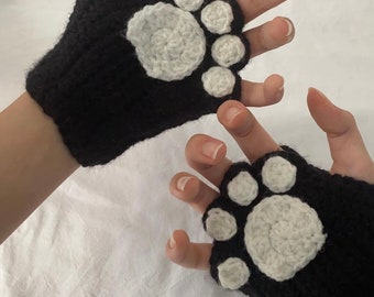 Paw shaped gloves | Cat black hand