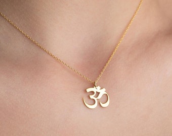 Dainty Gold Yoga Necklace Spiritual Yoga Breathe Necklace Ohm Pendant for Women Peaceful Pendant Necklace Sterling Silver Ohm Necklace