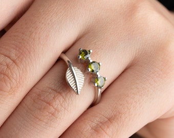 Dainty Leaf Charm Ring With Birthstone, 925 Sterling Silver Elegant Friendship Ring, 14k Gold Plated Peridot Birthstone Jewelry