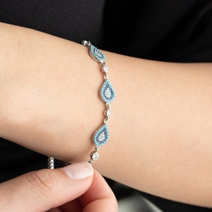 Zierliches Silber Evil Eye Armband für Frauen, Geschenk für Mama, Evil Eye Armband mit Quarzstein, Box Kettenarmband Bild 1