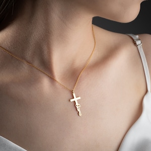 Gold Cross Necklace for Women Silver Cross Name Necklace Dainty Rose Gold Crucifix Necklace with Cross Pendant Necklace Christmas Gifts