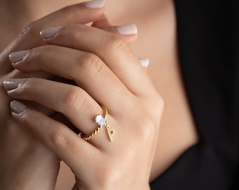 Sierlijke drop geboortesteen ring met bungelen initiële, minimalistische sterling zilveren letter ring voor verjaardagscadeau, november geboortesteen sieraden