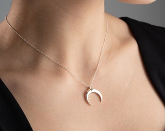 Elegante collar de luna creciente con piedra de nacimiento, collares para mujeres, joyas delicadas para regalo, collar colgante de plata lunar, regalos para mujeres