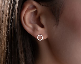 Circle Stud Earrings Open Circle Earring Stud Earrings for Women Gold Earrings Studs Silver Circle Earrings Geometric Earrings Stud